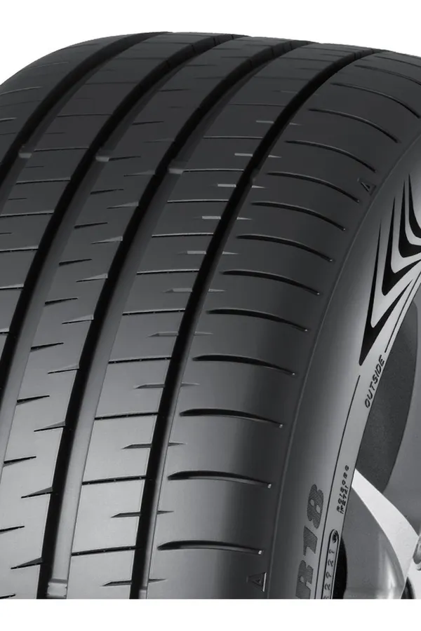 Dunlop SP Sport Maxx 060+ 255/45 R20